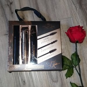 Paris Hilton's 3 piece Lash Drama nib